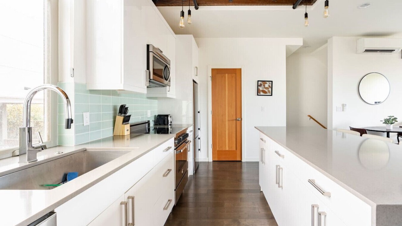 Photo of Kitchen in Laurelhurst
