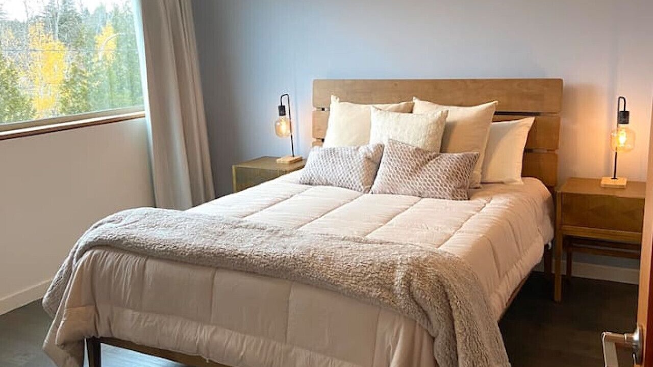 Photo of Bedroom in Laurelhurst