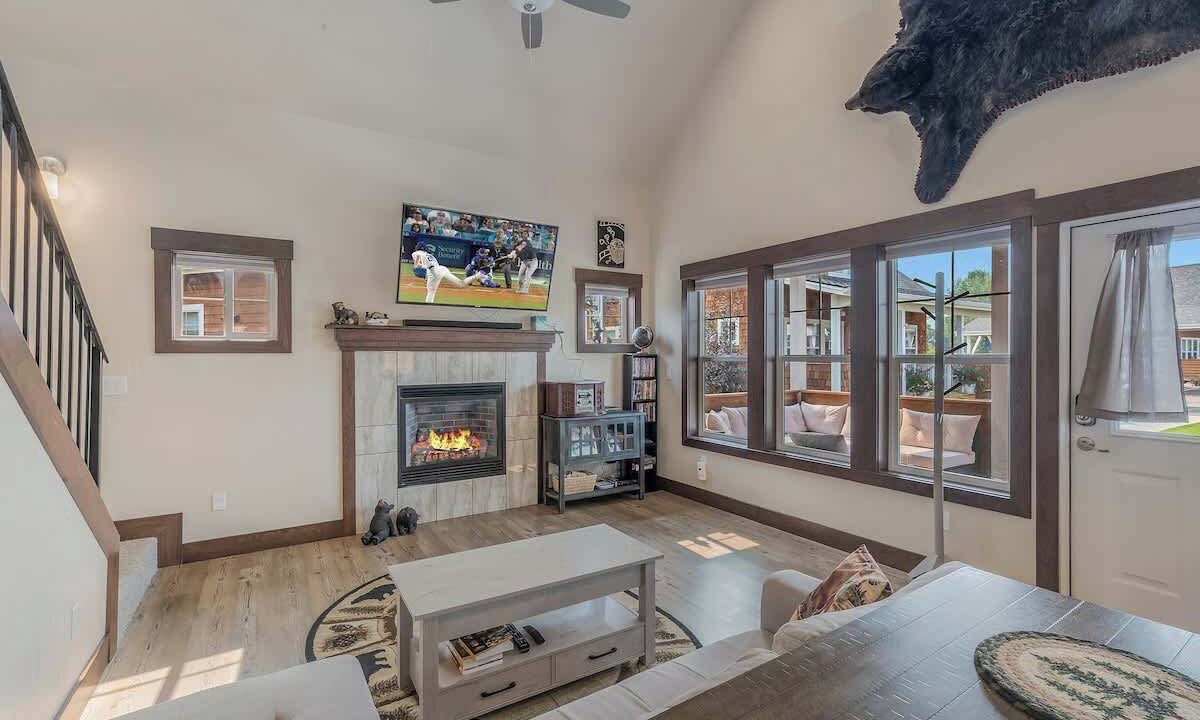 Photo of Livingroom in Dover Bay