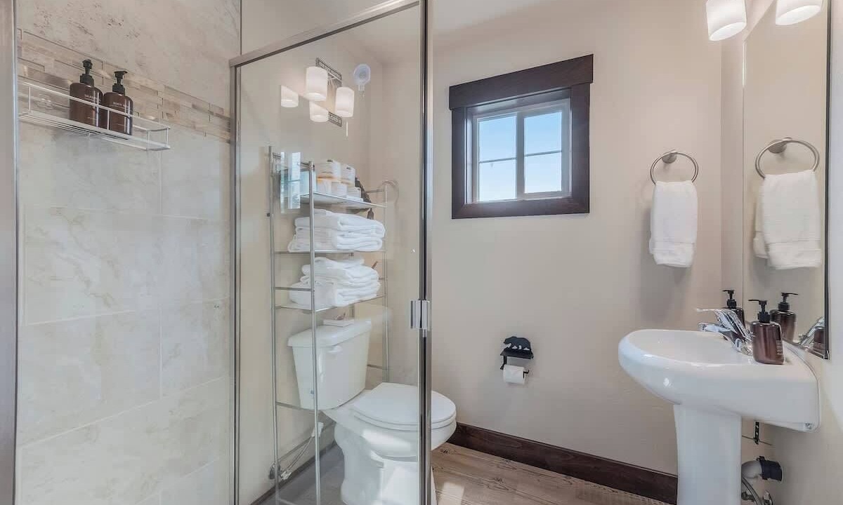 Photo of Bathroom in Dover Bay