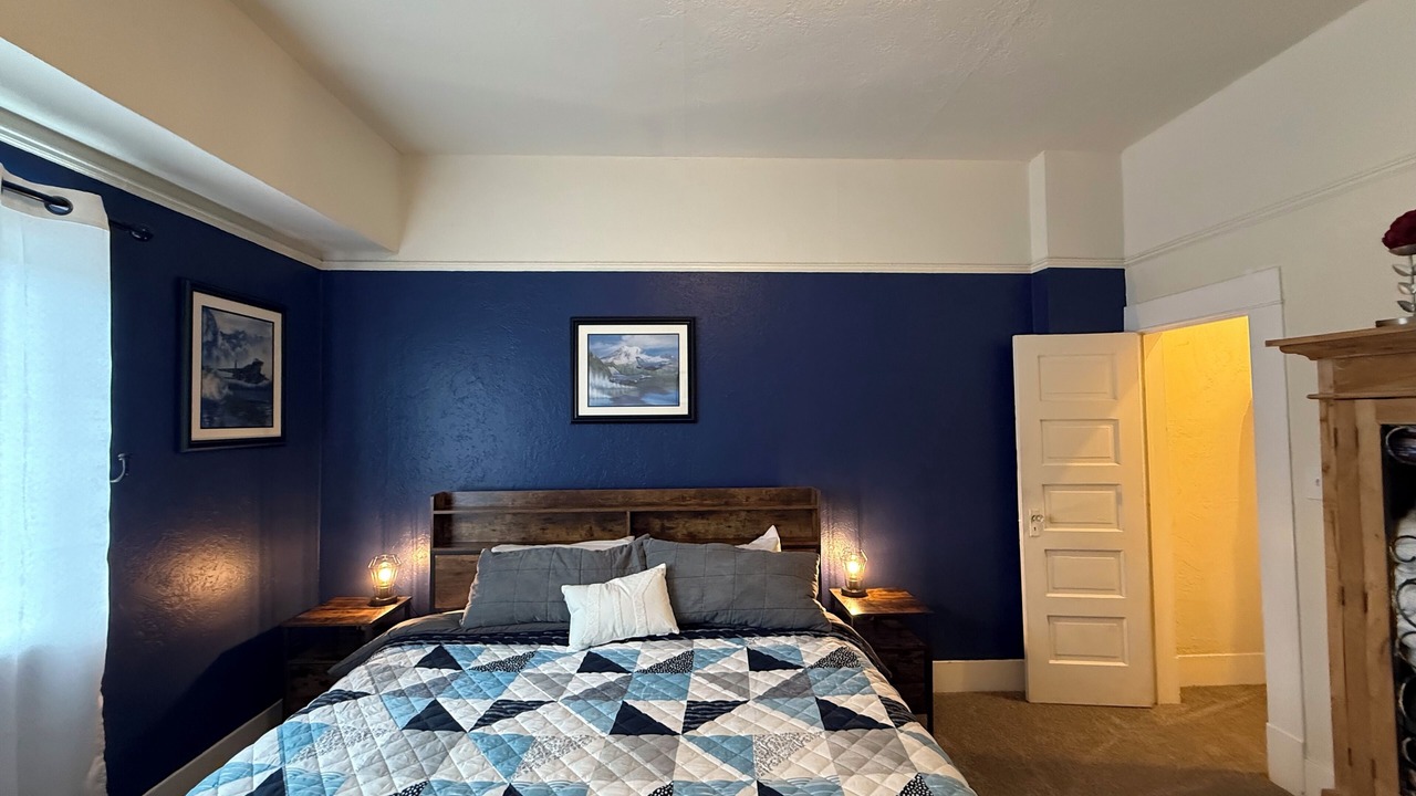 Photo of Bedroom in Downtown Klamath Falls