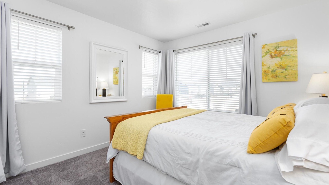 Photo of Bedroom in Eagle