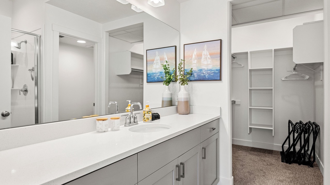 Photo of Bathroom in Garden City