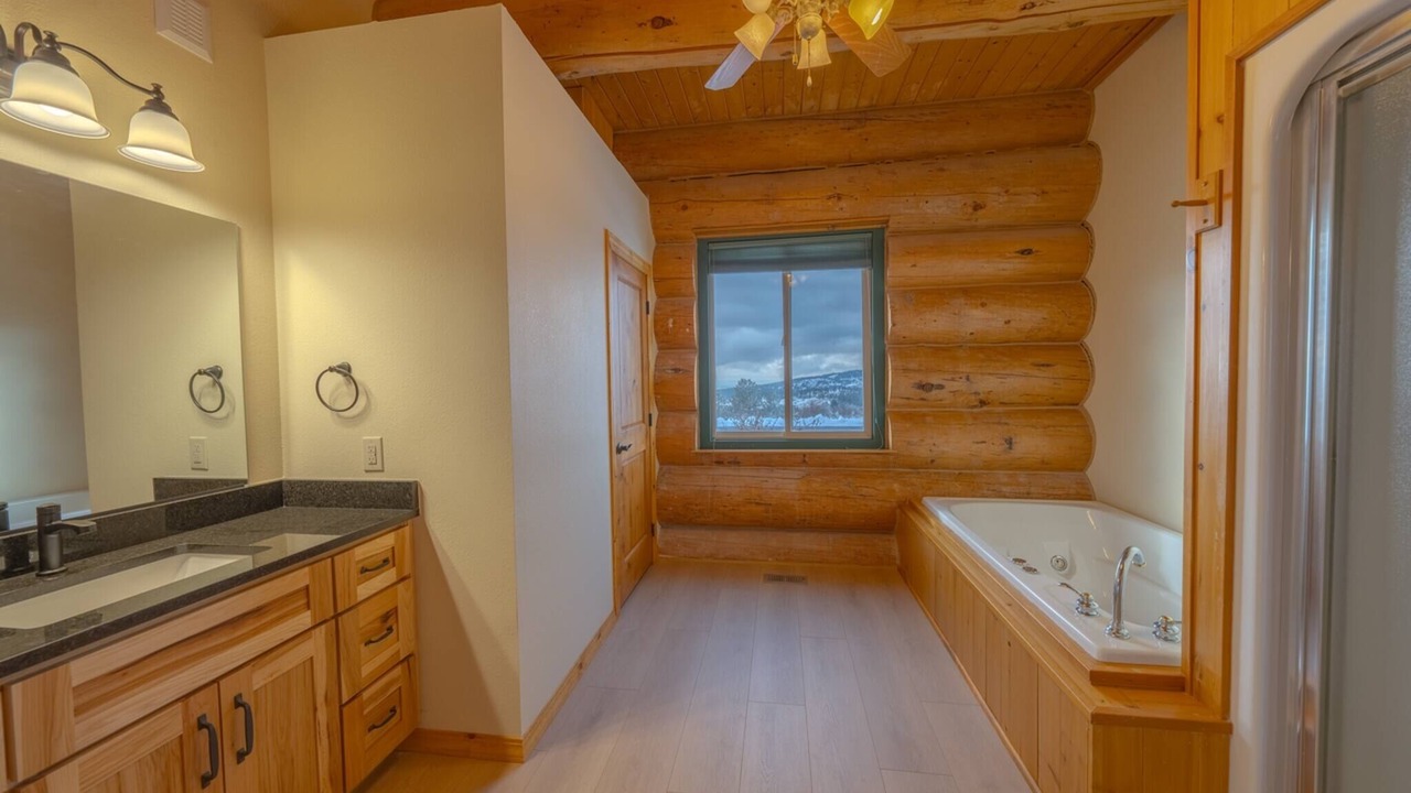 Photo of Bathroom in Newman Lake