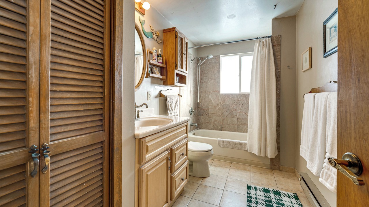 Photo of Bathroom in Leavenworth
