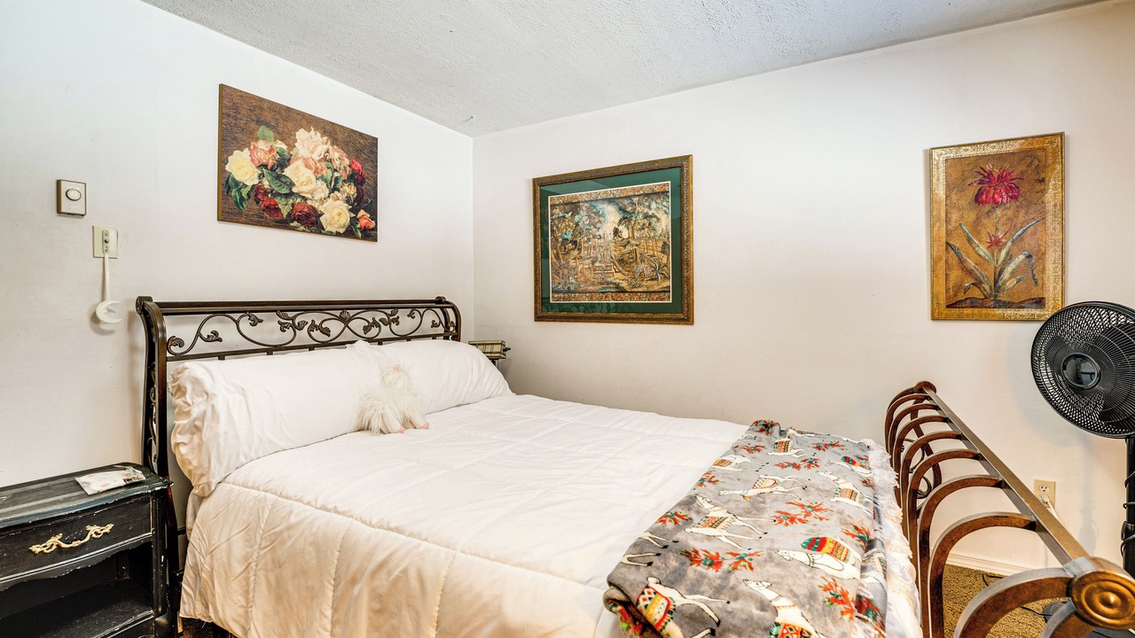 Photo of Bedroom in Leavenworth