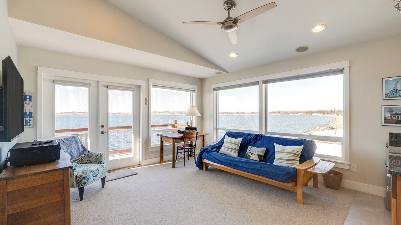 Photo of Bedroom in Birch Bay