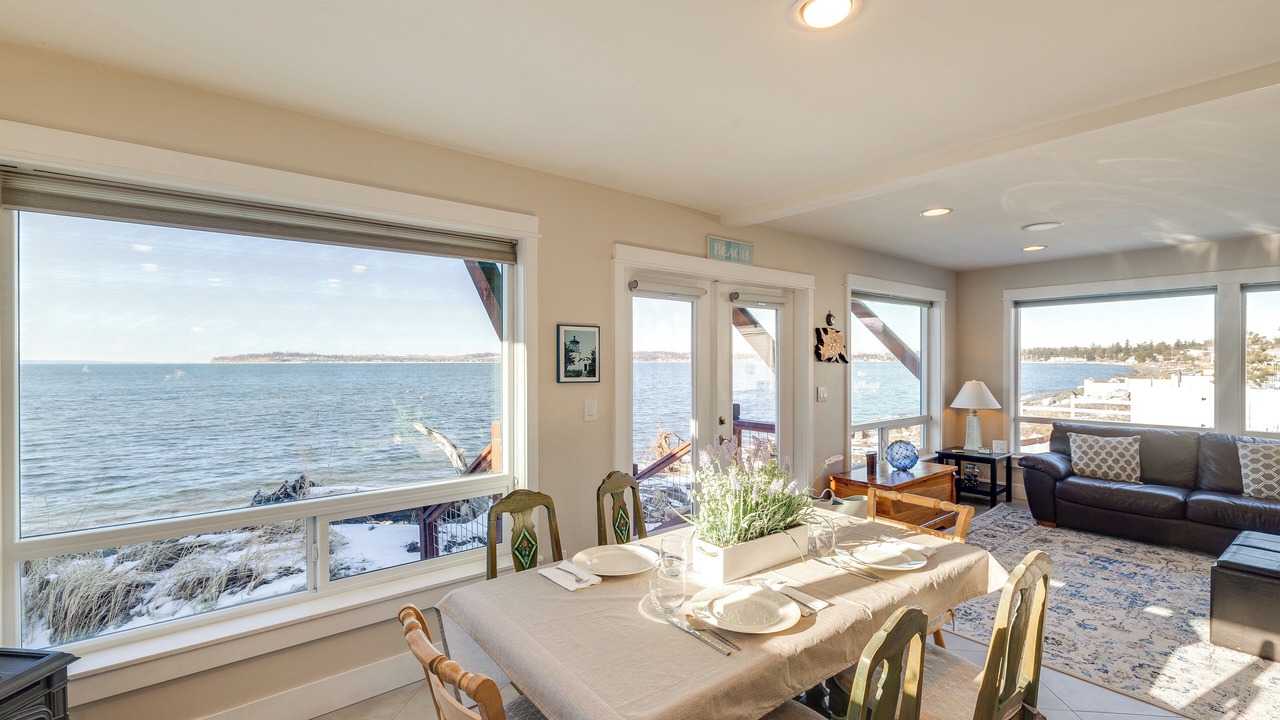 Photo of Livingroom in Birch Bay