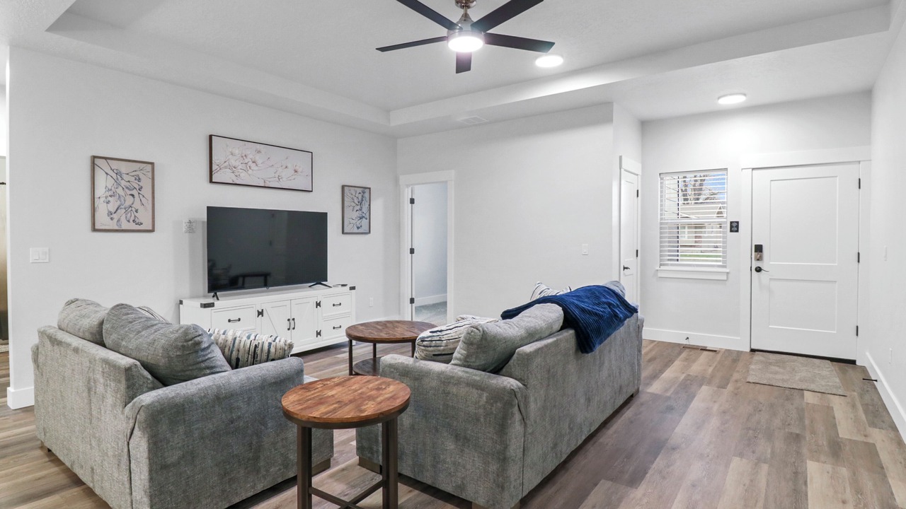Photo of Livingroom in Caldwell