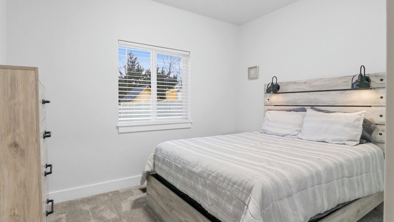 Photo of Bedroom in Caldwell