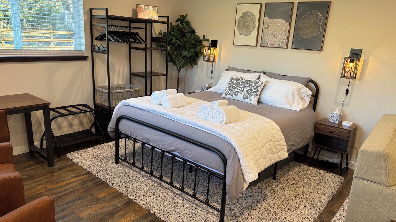 Photo of Bedroom in North Bend