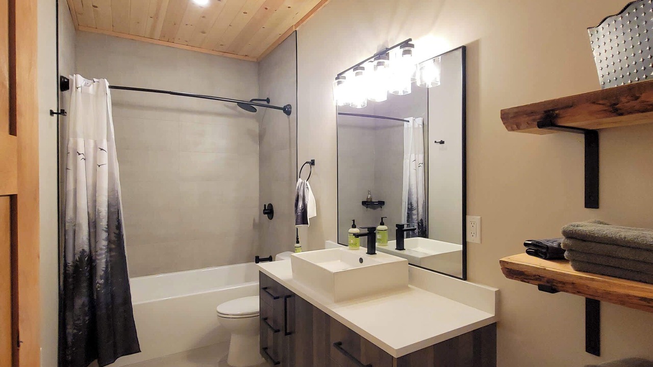 Photo of Bathroom in Winthrop