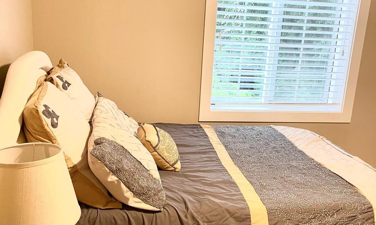 Photo of Bedroom in Lakewood
