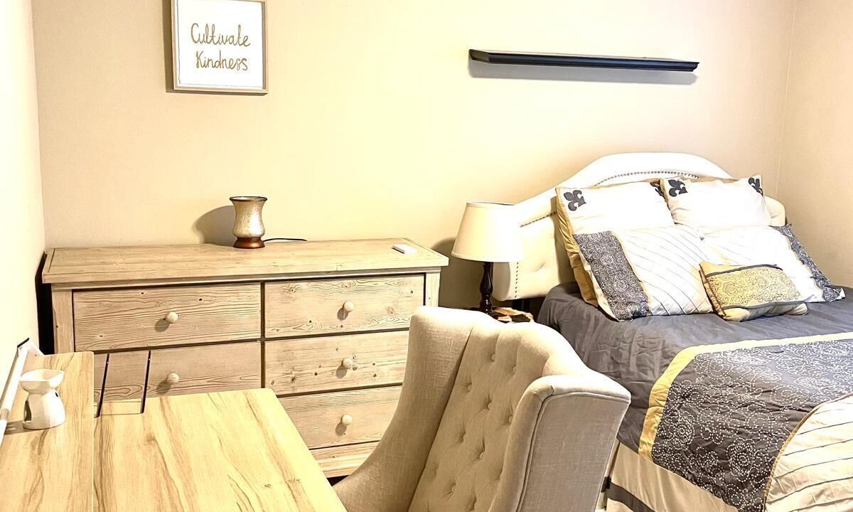 Photo of Bedroom in Lakewood