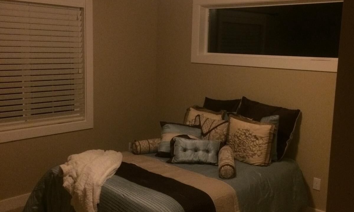 Photo of Bedroom in Lakewood