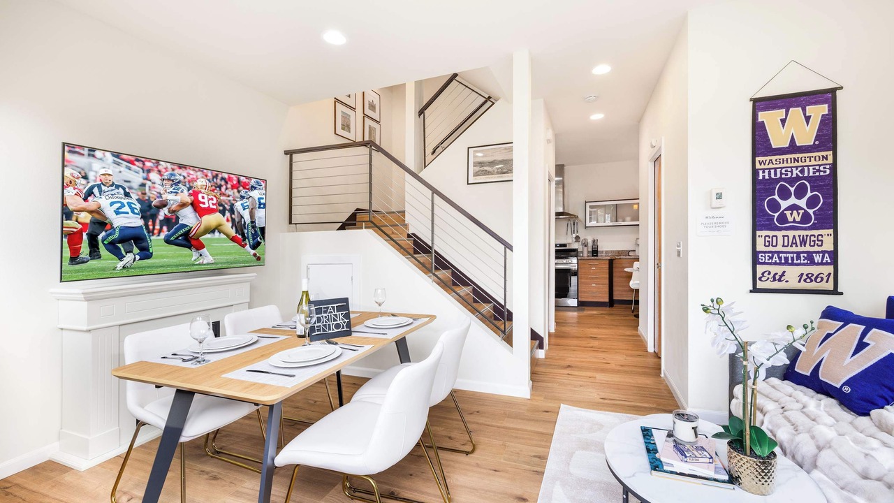 Photo of Bedroom in University District