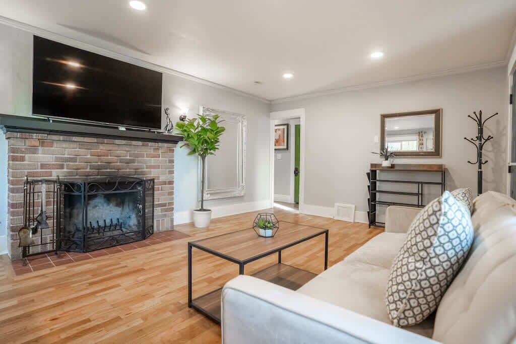 Photo of Livingroom in Monta Vista