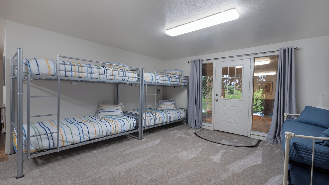 Photo of Bedroom in Ponder Point