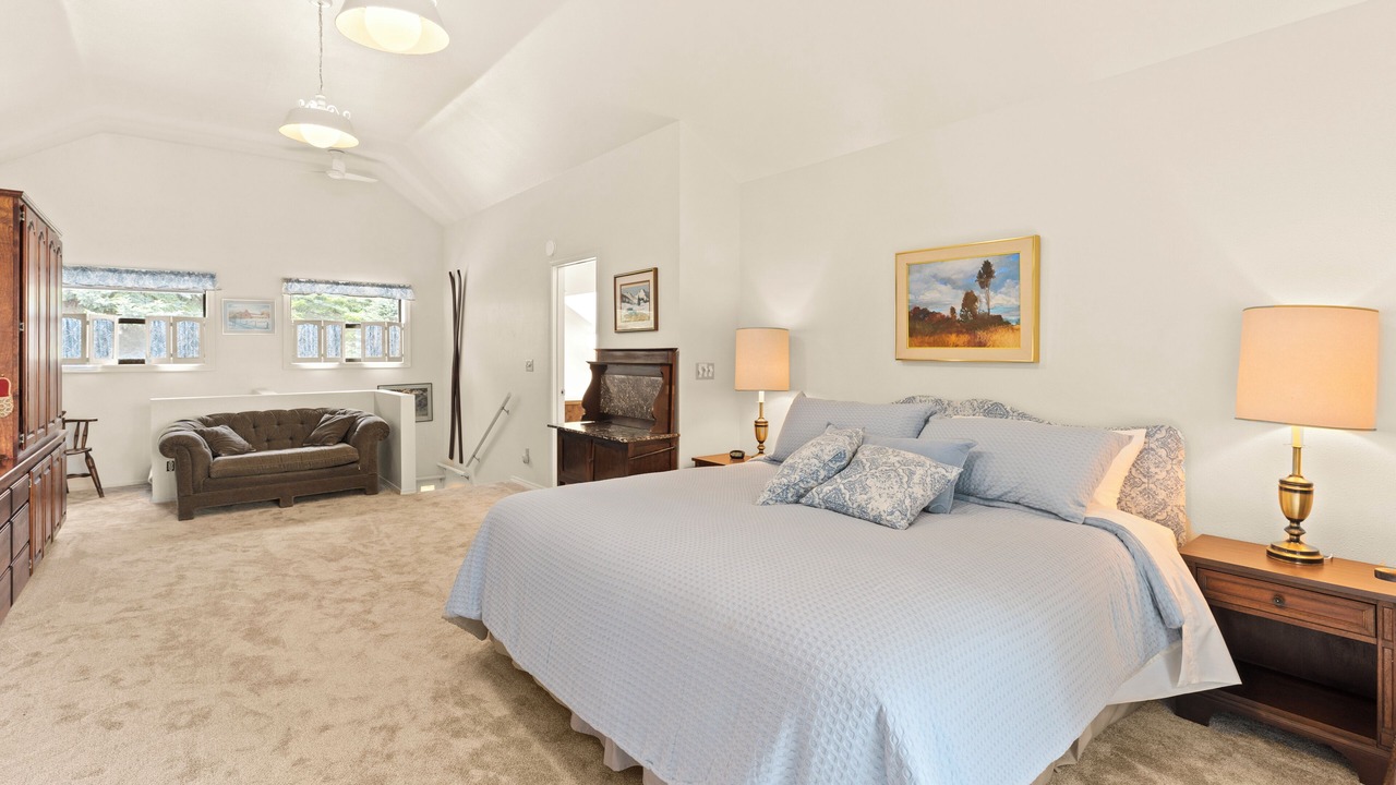 Photo of Bedroom in Ponder Point
