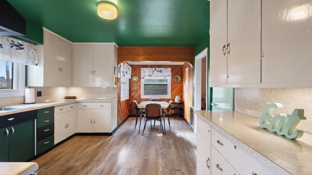 Photo of Kitchen in Starcrest