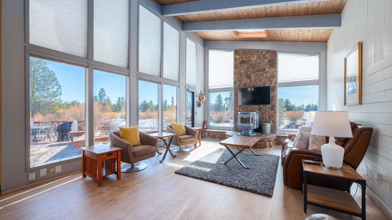 Photo of Livingroom in La Pine