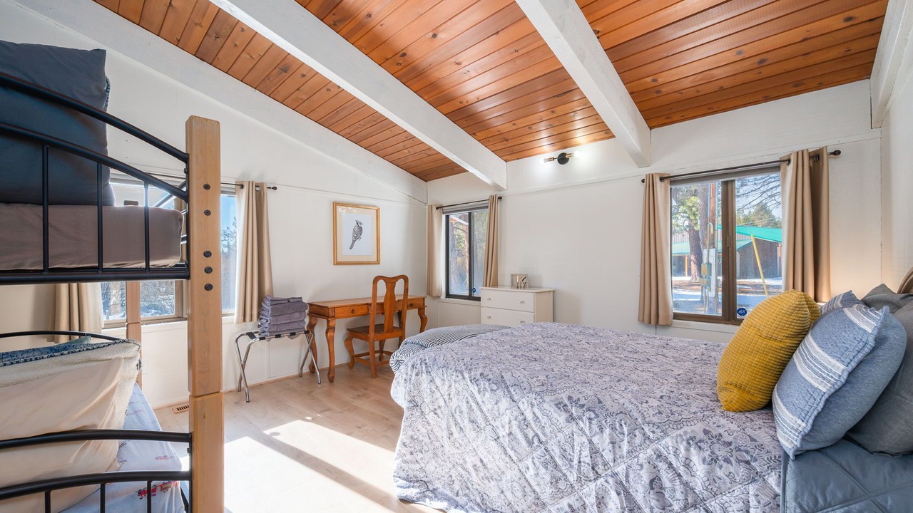 Photo of Bedroom in La Pine
