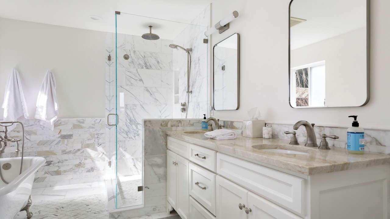 Photo of Bathroom in Langley