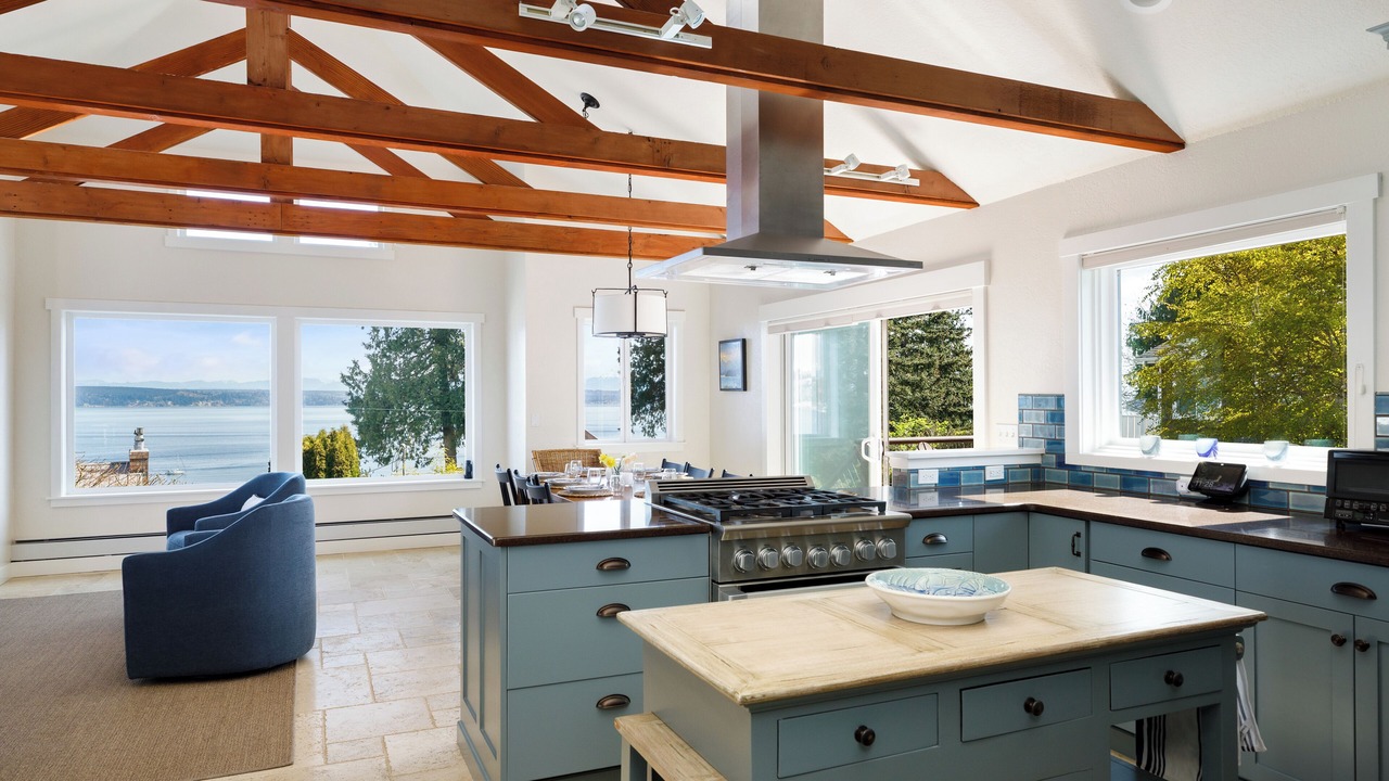 Photo of Kitchen in Langley