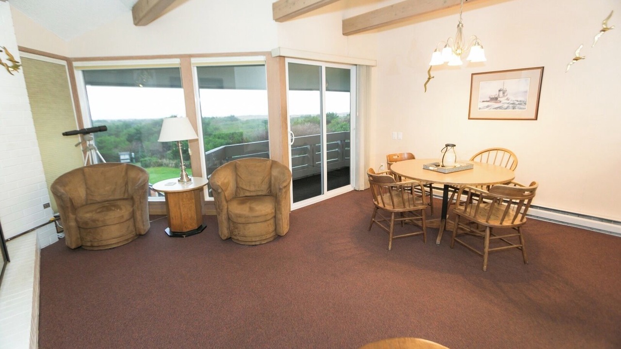 Photo of Patio Balcony in Ocean Shores