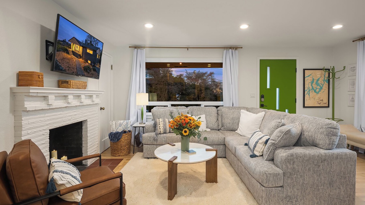 Photo of Livingroom in North End