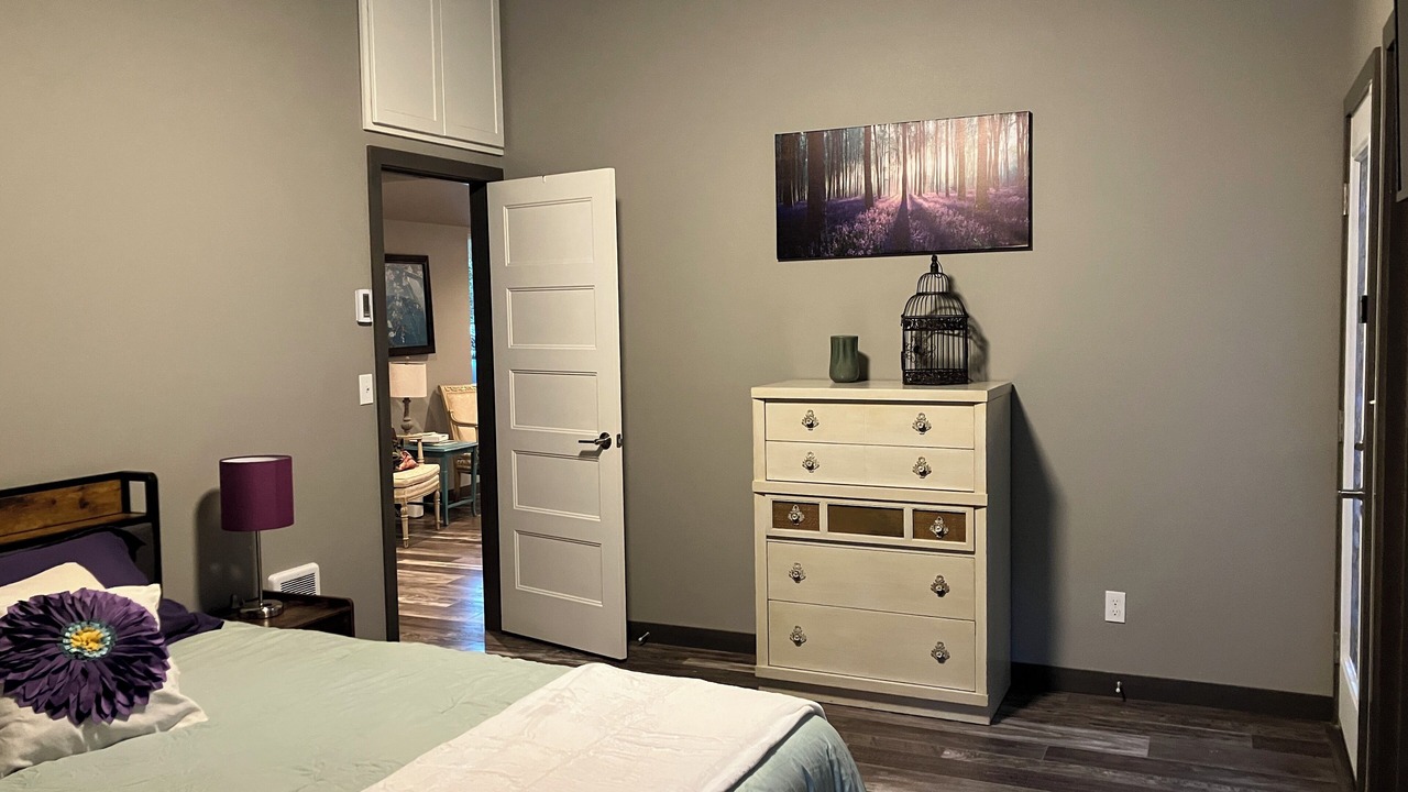 Photo of Bedroom in Coupeville