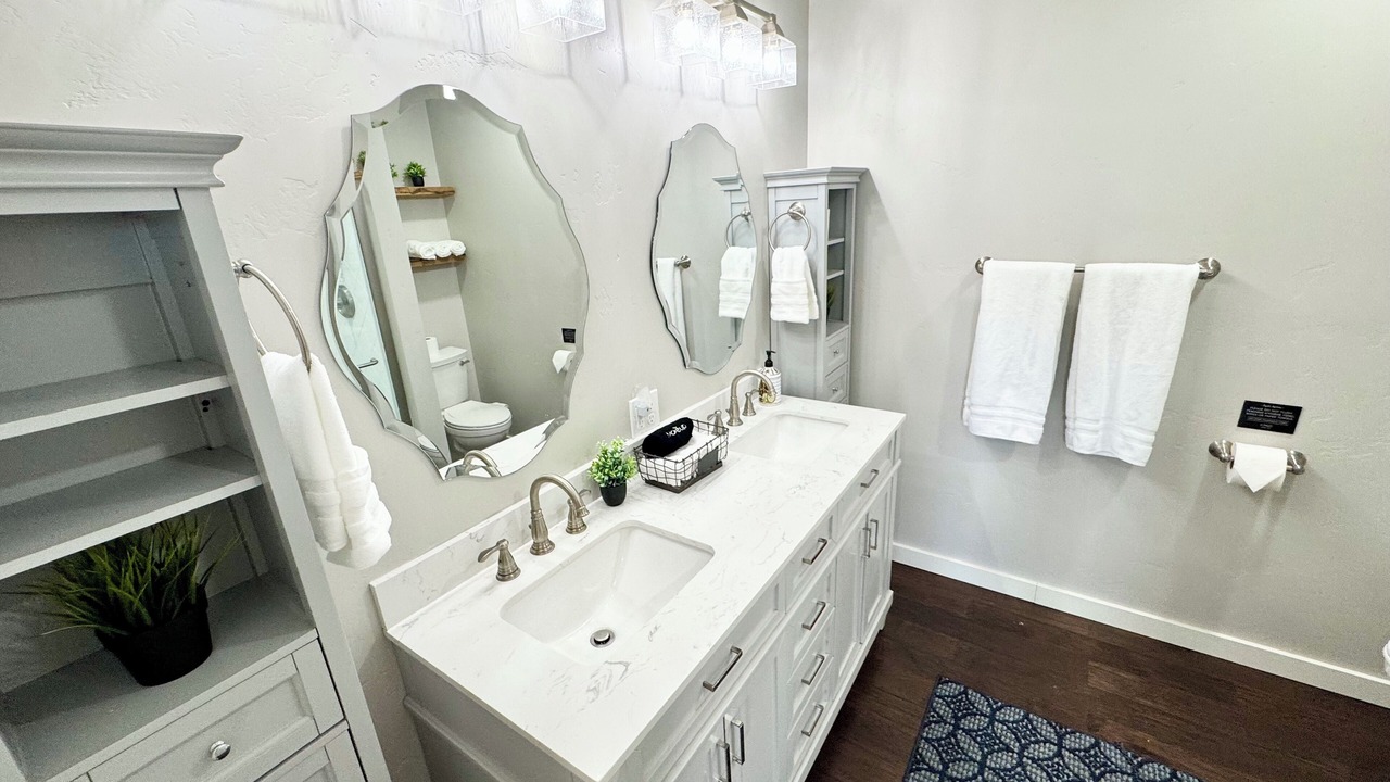 Photo of Bathroom in Gem County