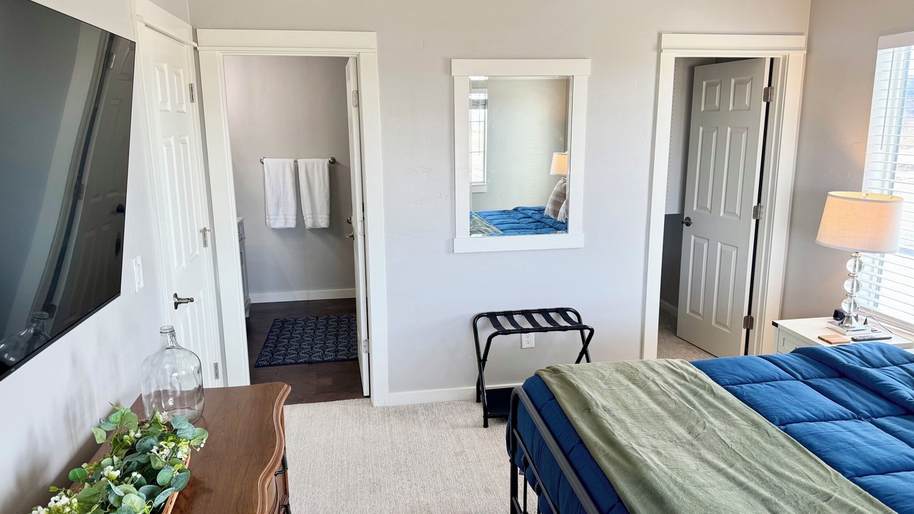 Photo of Bedroom in Gem County