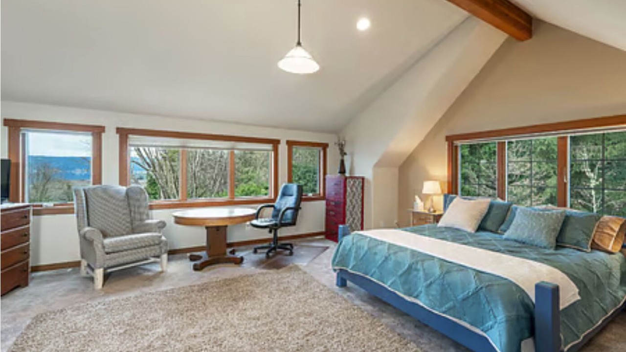 Photo of Bedroom in Bremerton