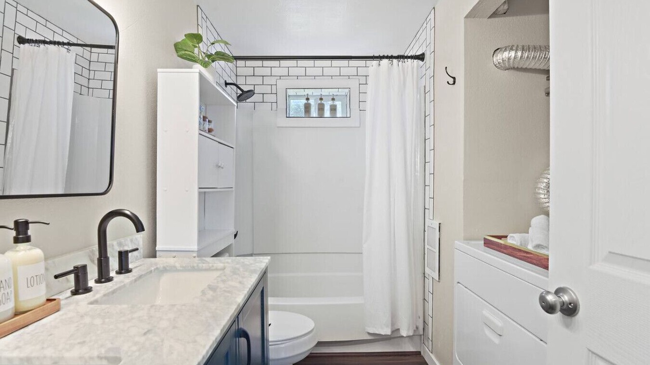 Photo of Bathroom in Nevada - Lidgerwood