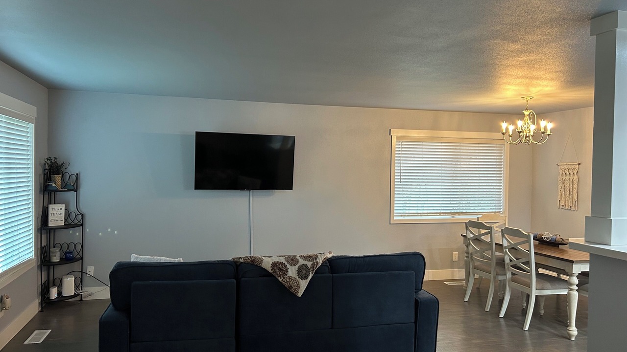 Photo of Livingroom in Lakewood
