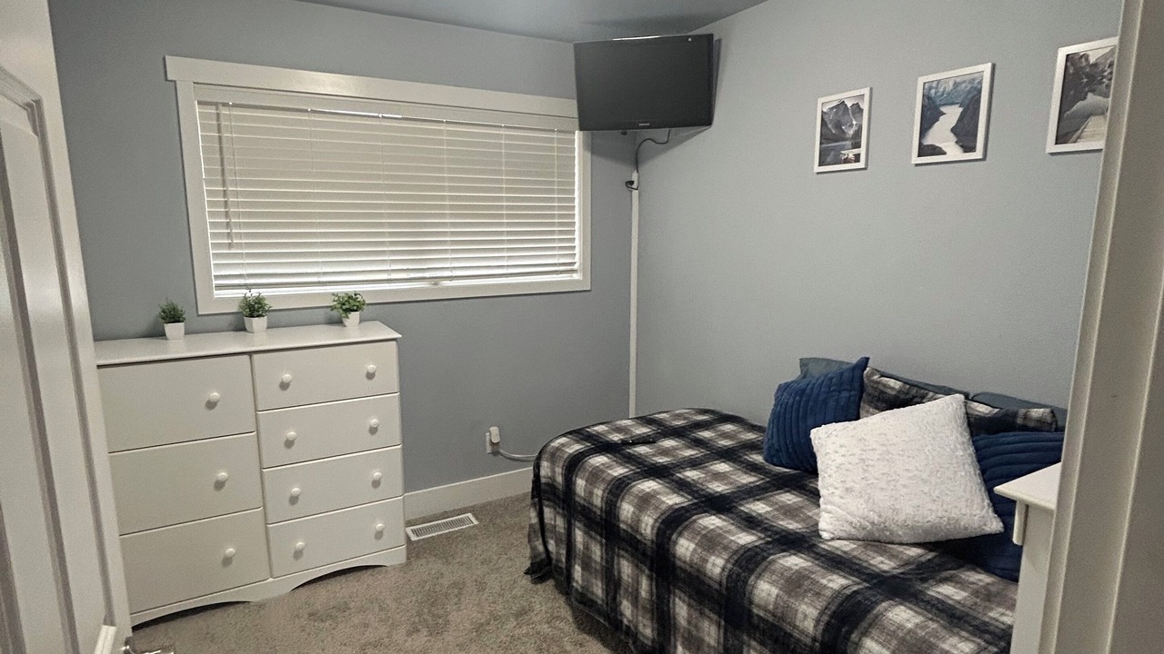 Photo of Bedroom in Lakewood