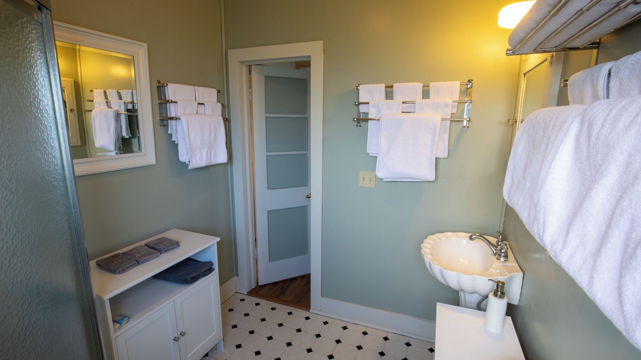 Photo of Bathroom in Forks