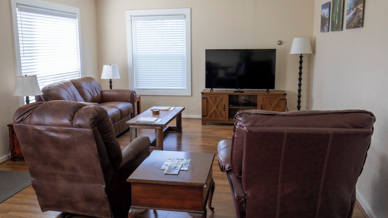 Photo of Livingroom in Forks