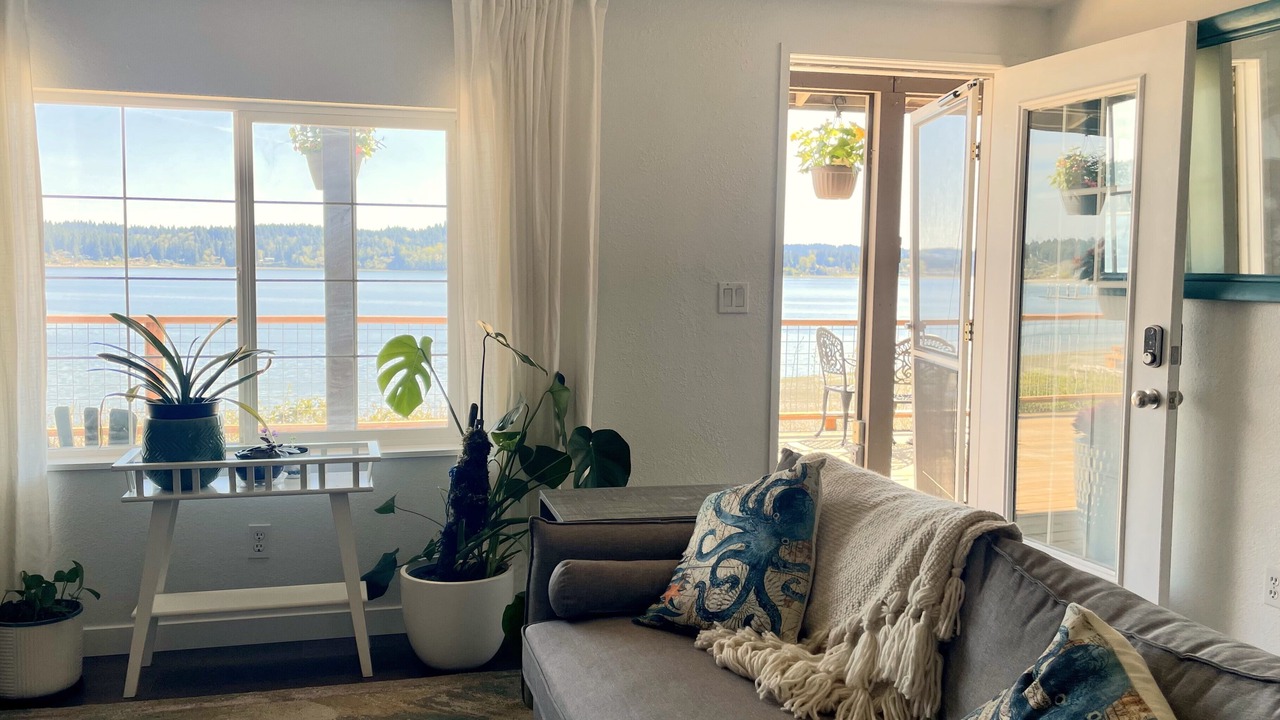 Photo of Livingroom in Silverdale