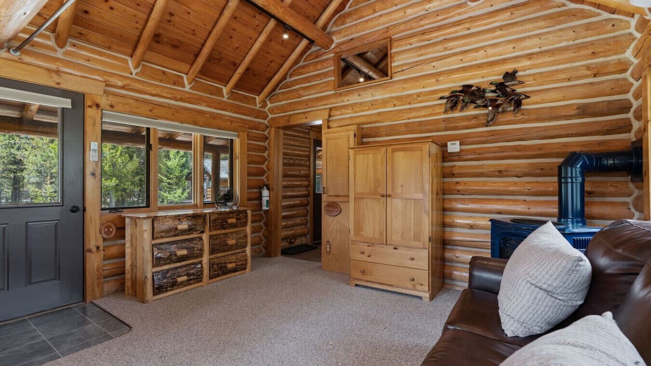 Photo of Bedroom in Island Park