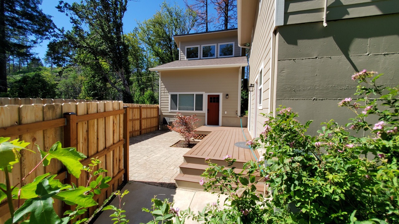 Photo of Outdoor in Roseburg