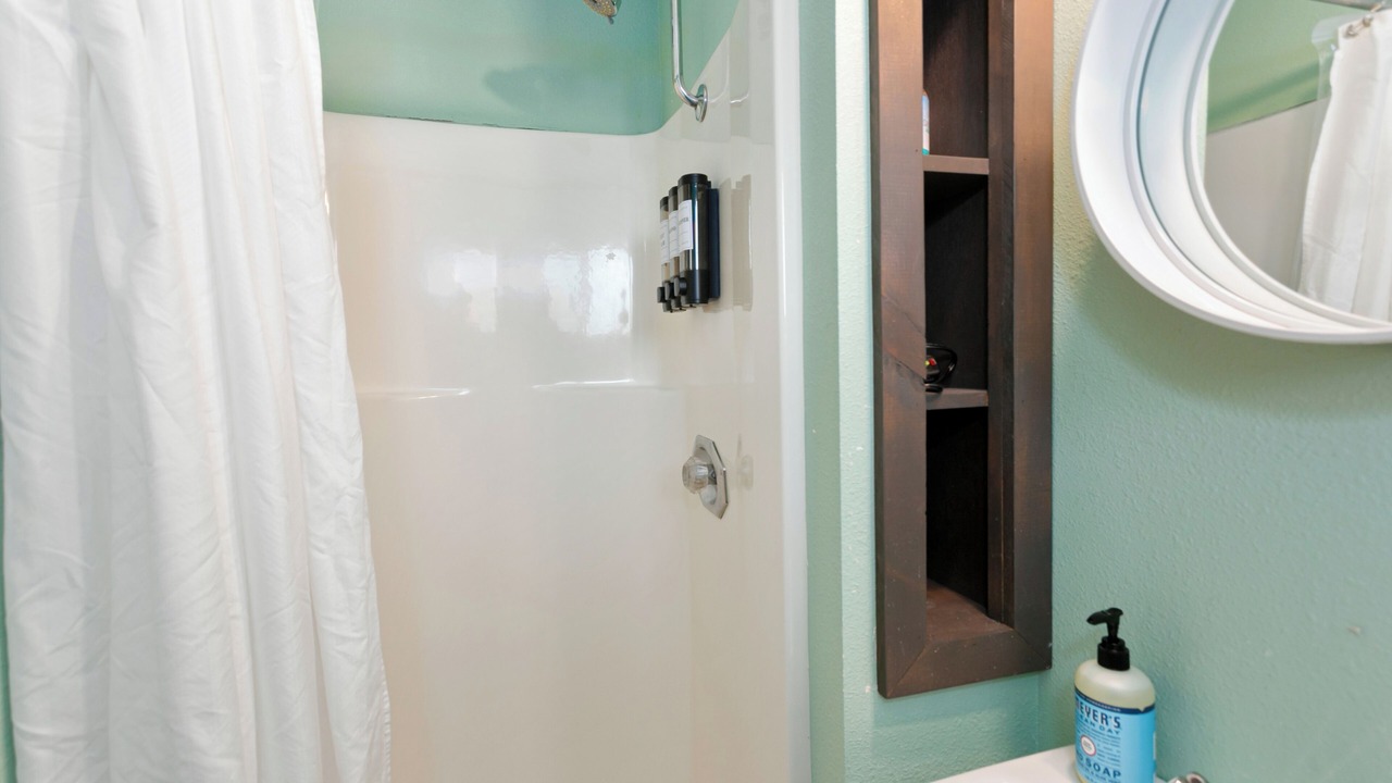 Photo of Bathroom in Grayland
