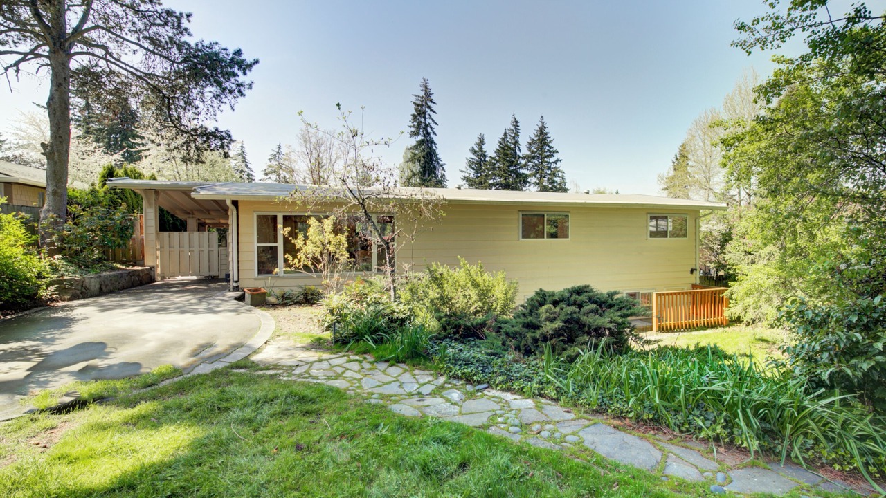 Photo of Outdoor in Mercer Island