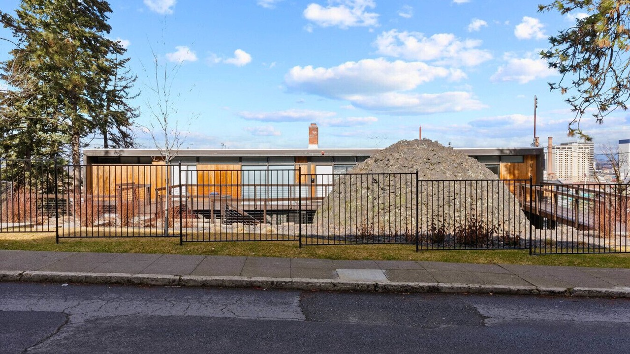 Photo of Outdoor in Cliff - Cannon