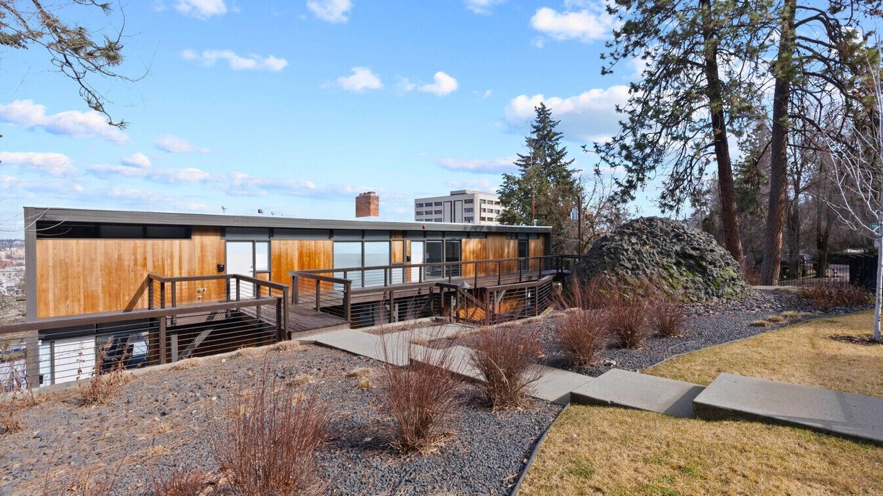 Photo of Outdoor in Cliff - Cannon
