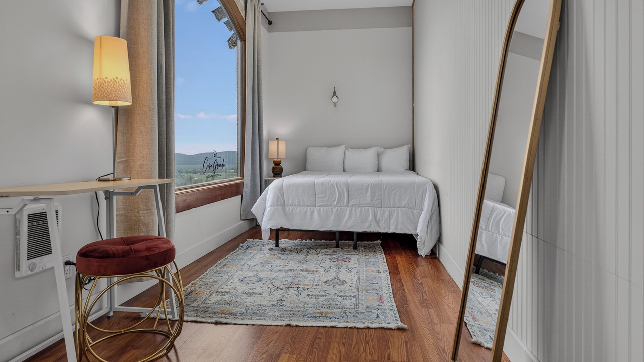 Photo of Bedroom in Sedro-Woolley