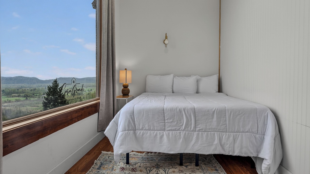 Photo of Bedroom in Sedro-Woolley