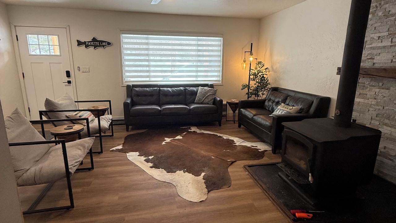 Photo of Livingroom in McCall