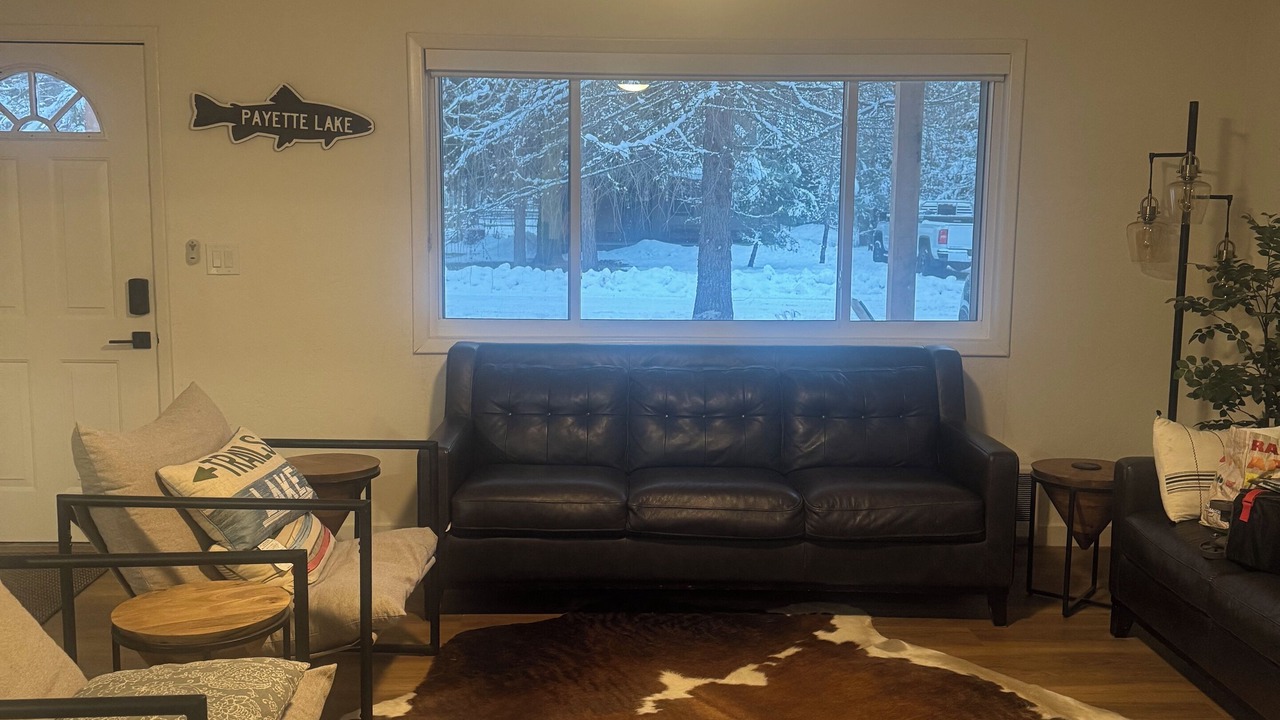 Photo of Livingroom in McCall
